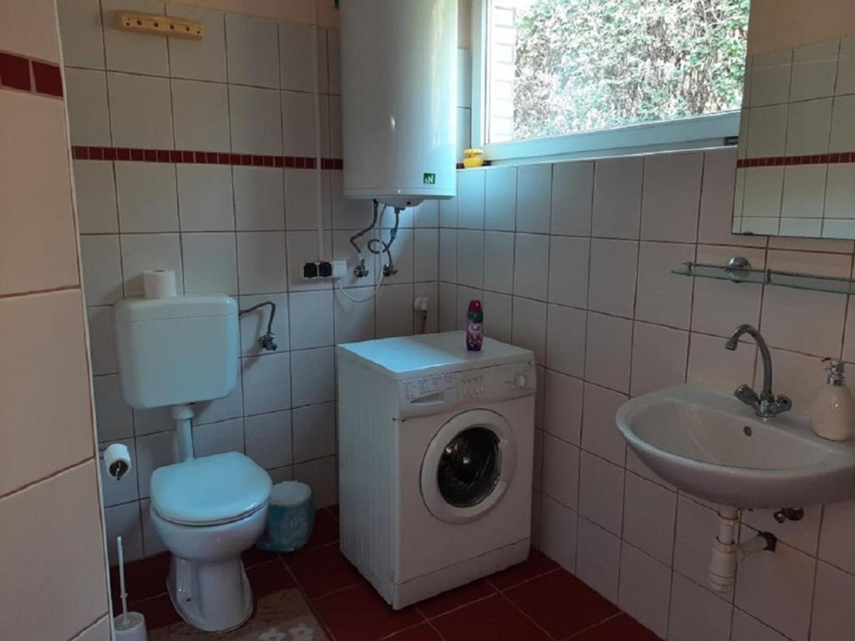 Ponty-Poronty Vendeghaz Hotel Nagybaracska Bagian luar foto