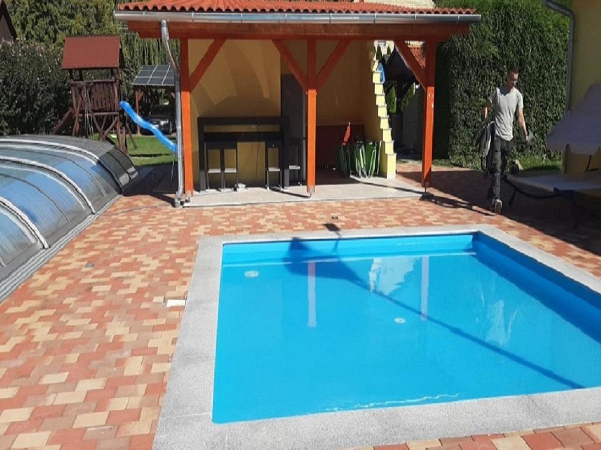 Ponty-Poronty Vendeghaz Hotel Nagybaracska Bagian luar foto